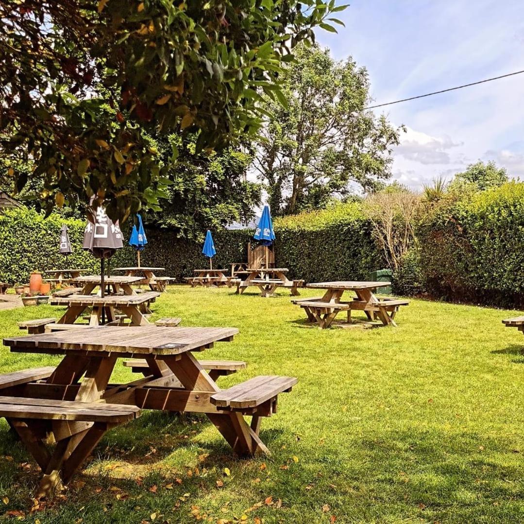 The Mortimer Arms (Adults Only) Romsey Exterior foto